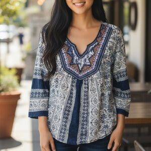 Anthropologie Akemi + Kin Silverpoint embroidered peasant top m